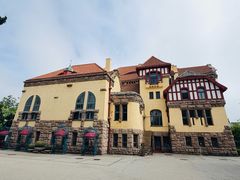 -青岛德国总督楼旧址博物馆