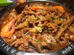 牛蛙煲-胖哥俩肉蟹煲(湖滨银泰in77店)