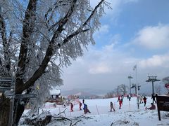 -中旅松花湖滑雪场