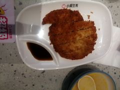 -小杨生煎(金山百联购物中心3楼店)