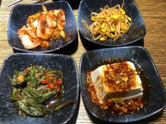 小菜（赠送）-鑫釜山海鲜烧烤(鑫丰国际店)