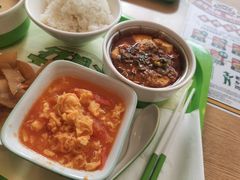 -老乡鸡(武汉中南梅苑小区地铁站店)