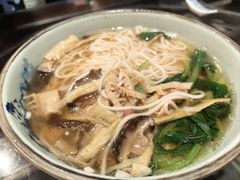 -一楼食业·美食人家