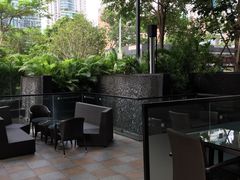 -深圳温德姆至尊酒店·大堂吧·户外花园