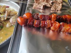 -曼听小寨海鲜烧烤·大连辣炒大王(盖州街店)