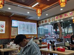 大堂-花溪牛肉米粉(华兴东街店)
