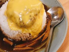 芝士牛肉汉堡咖喱饭-红小满休闲餐厅(十全街店)