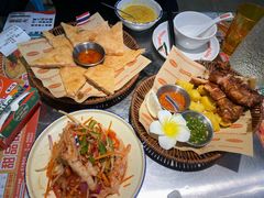 -小小集渔·泰式大排档(太古里香槟店)