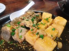 铁板双色豆腐-张家卫·阳江菜·小海鲜(肥婆湾桥店)