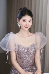 -洋洋婚纱品牌集合店