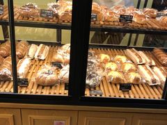 面包甜点陈列柜-多乐之日(和平伊势丹店)