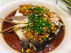 剁椒鱼头-江南村酒家