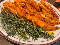西班牙蒜香油爆虾-ZAFFERANO西班牙海鲜饭(上海首店)