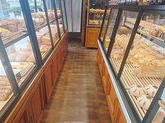 面包甜点陈列柜-精点味道(西安路店)