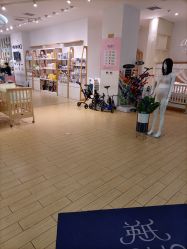 -英氏YeeHoO(颐堤港店)