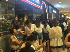 等位区-胖哥俩肉蟹煲(石家庄长安万达店)