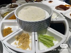-羲和雅苑•北京烤鸭(国贸商城店)