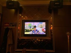 -空间8度量贩KTV(火车站店)