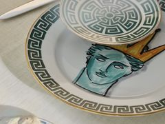 -文艺复兴百货(米兰大教堂广场店)