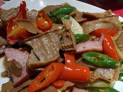 腊肉炒笋干-一个叫川的地方(麒麟新天地店)