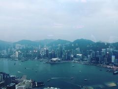 -OZONE 顶楼酒吧(香港丽思卡尔顿酒店)