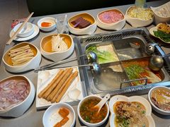 -海底捞火锅鲜切牛肉主题店(长寿路店)