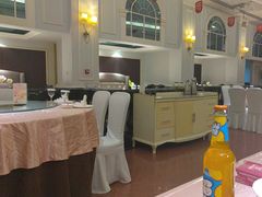 -王府井酒店(金桥港湾店)