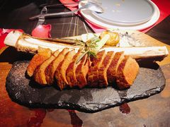 牛肋排-wann lounge 低温慢煮牛排·清吧