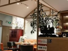 -渝信川菜 · 川味家常菜(财富购物中心店)