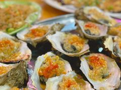 -蚝哥花姐湛江烤生蚝(美丽湾市场店)