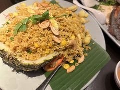 -大头虾越式风味餐厅(光明广场店)