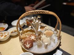 -余欢领鲜火锅(新街口店)