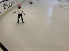 -世纪星滑冰俱乐部(万象城店)