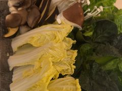 -红鼎豆捞·非遗鲍皇汤火锅(宝丰路店)