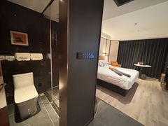 -朵兰达V酒店(成都春熙路太古里国金中心店)