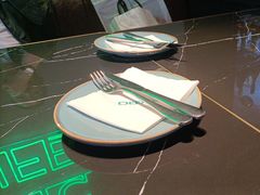 -DEEP·美式餐吧(五棵松华熙LIVE店)