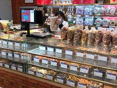 -老城隍庙食品商店(豫园商城店)