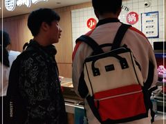 -琦王花生(中央商场店)