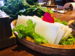 -慢丽江·云南野生菌土鸡锅(西山店)