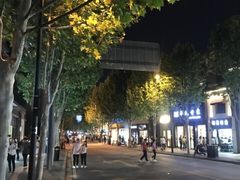 -吉庆街美食广场