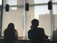 -星巴克臻选(威海威高广场店)