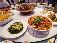 -巴特餐饮6加1音乐餐吧·新疆菜