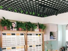 -视野联行眼镜·蔡司授权店(长白万象汇店)