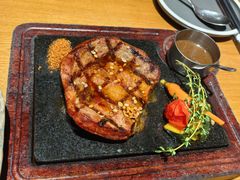 -西语炭烧牛排·西厨(石龙店)