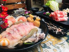 -丽江庭院·云南野生菌·海鲜火锅(鼓楼四合院店)