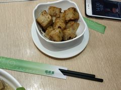 -佰搭果·广式茶餐厅(西华路店)