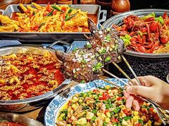 -铁西广场(地铁站)