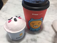 -KAKAO FRIENDS(弘大店)