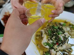 -雪湖煜辰鱼头老店(雪野湖店)