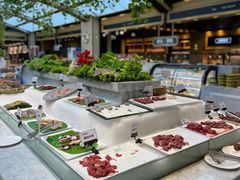 -川骄海鲜自助(王府井奥莱UP TOWN店原世界之花店)